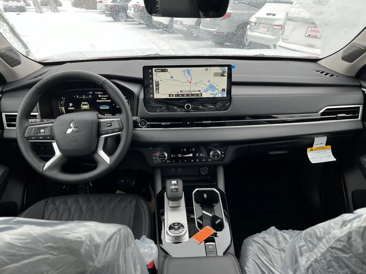 Mitsubishi Outlander снимка Mitsubishi Outlander