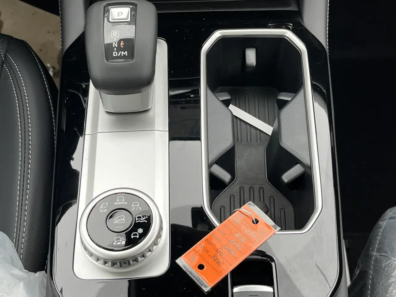 Mitsubishi Outlander снимка Mitsubishi Outlander