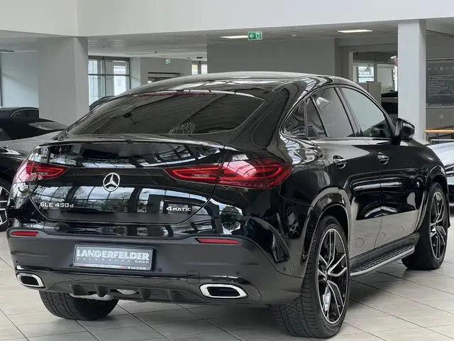 Mercedes-Benz 450 view 3