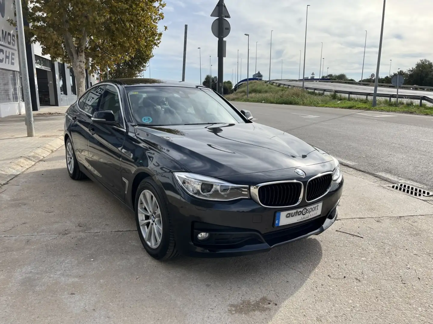 BMW 320 320dA Gran Turismo Negro - 2