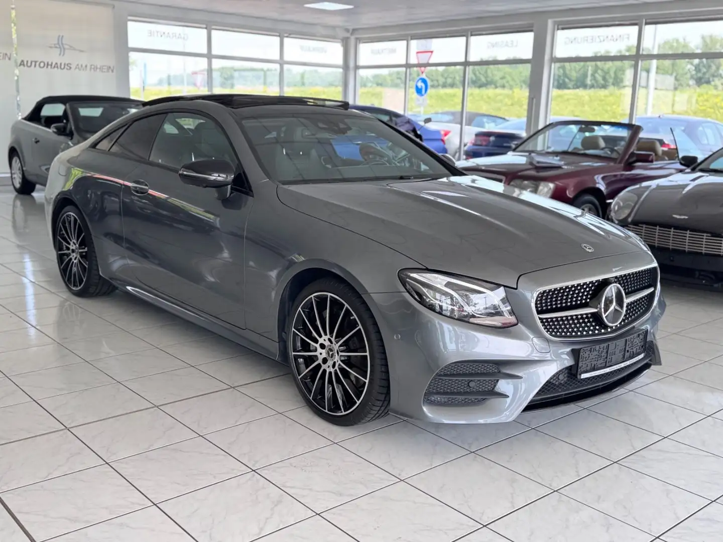 Mercedes-Benz E 400 4Matic+AMG+Pano+Burmester+ACC+Garantie Grigio - 1