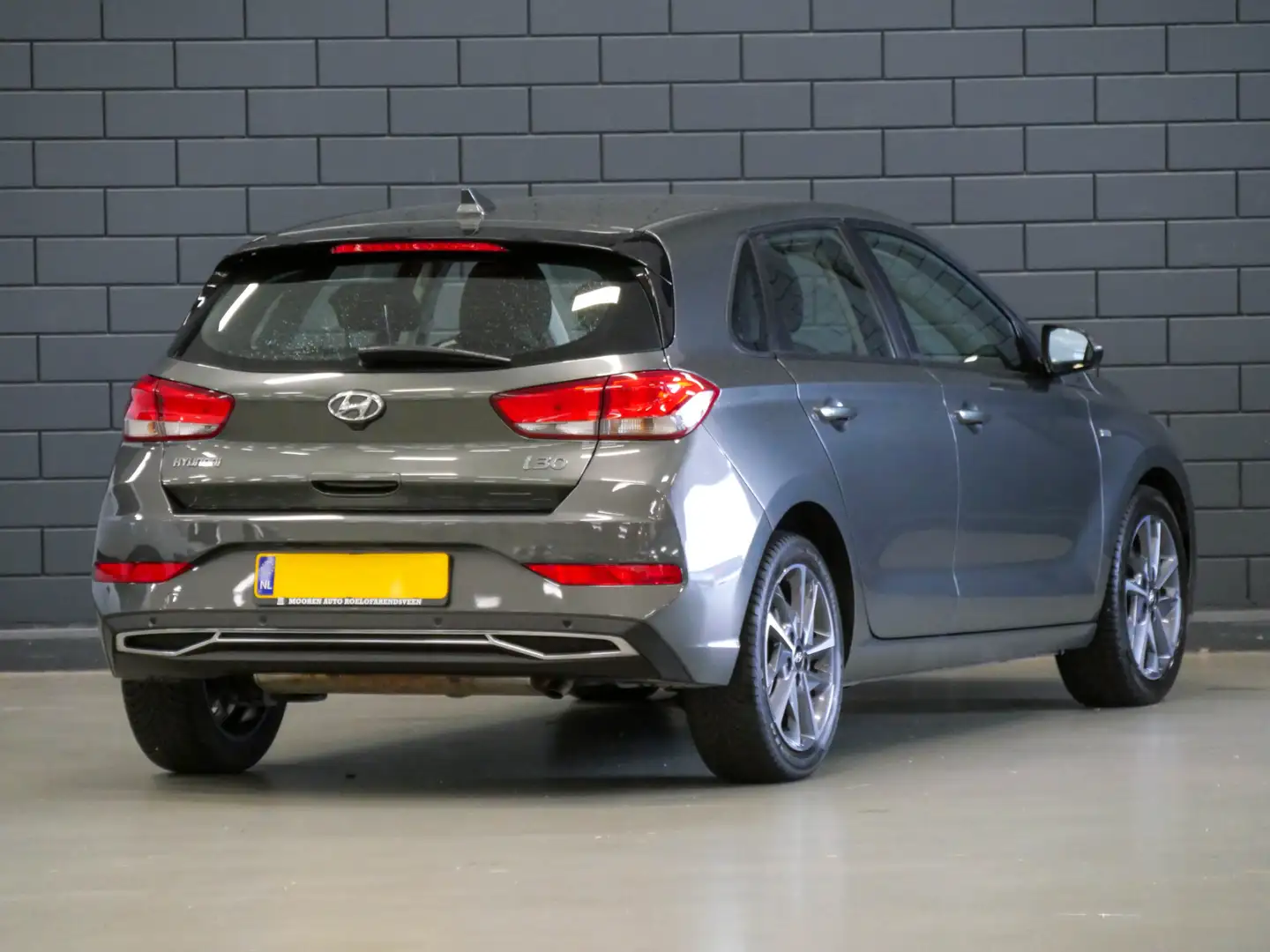 Hyundai i30 1.0 120PK T-GDi Automaat MHEV Comfort | CAMERA | A Grijs - 2