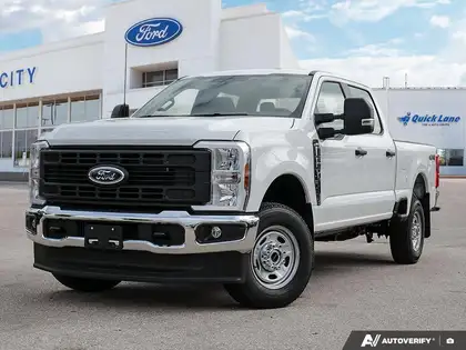 White 2026 Ford F-250 Super Duty Pickup Truck Four-Wheel Drive Automatic