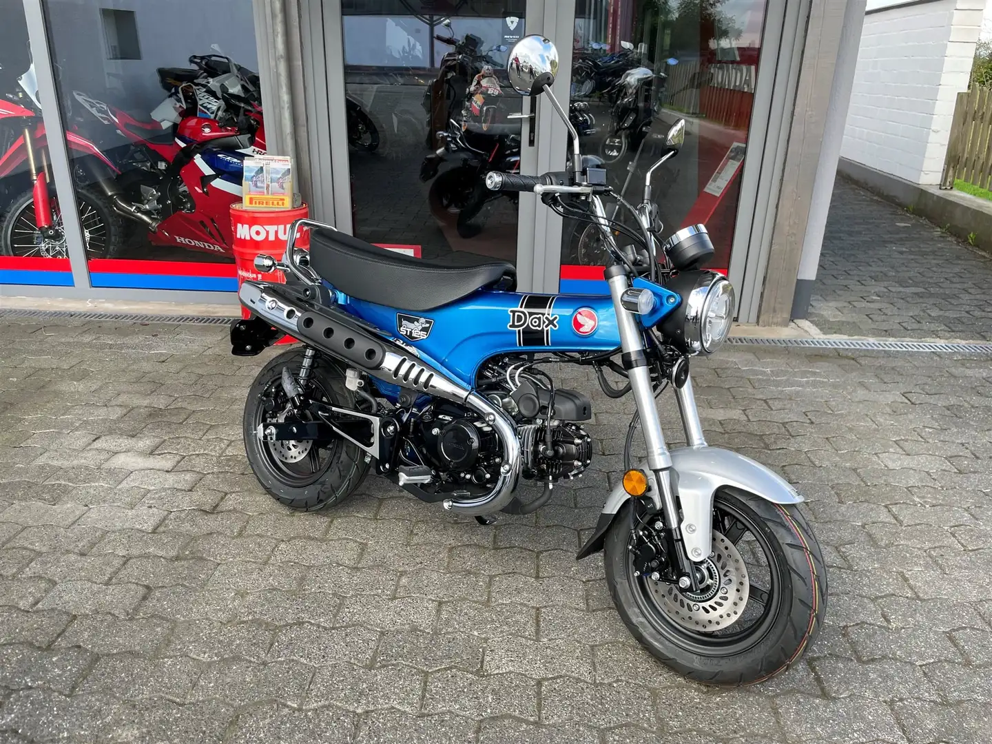 Honda DAX ST 125 Neufahrzeug auf Lager Bleu - 1