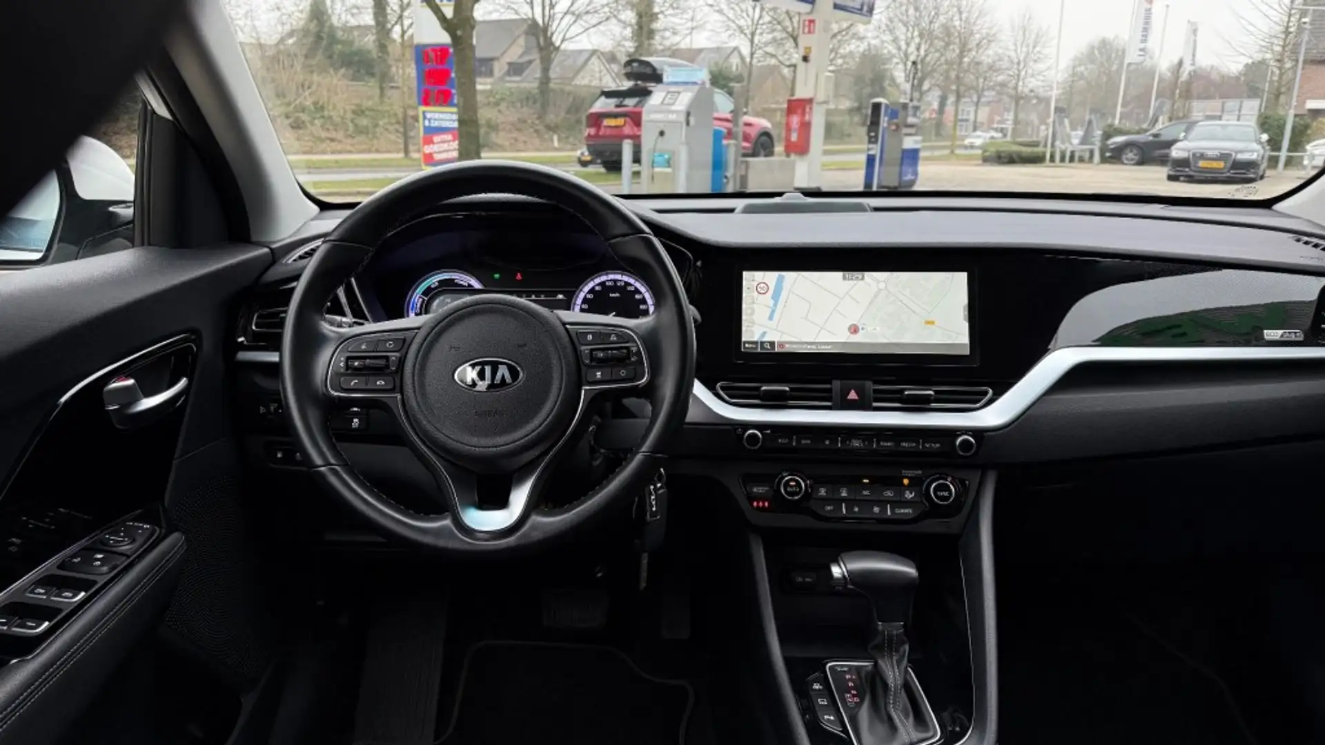 Kia Niro 1.6 GDI PHEV DYNAMIC LINE / TREKHAAK Wit - 2
