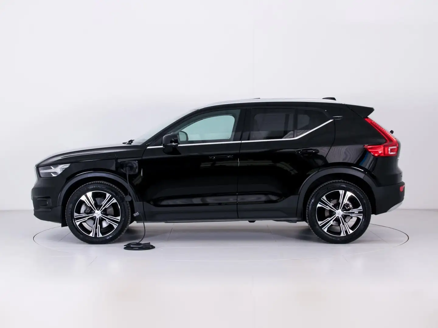 Volvo XC40 XC40 T5 PLUG IN PHEV INSCRIPTION AUTOMATICA Nero - 2