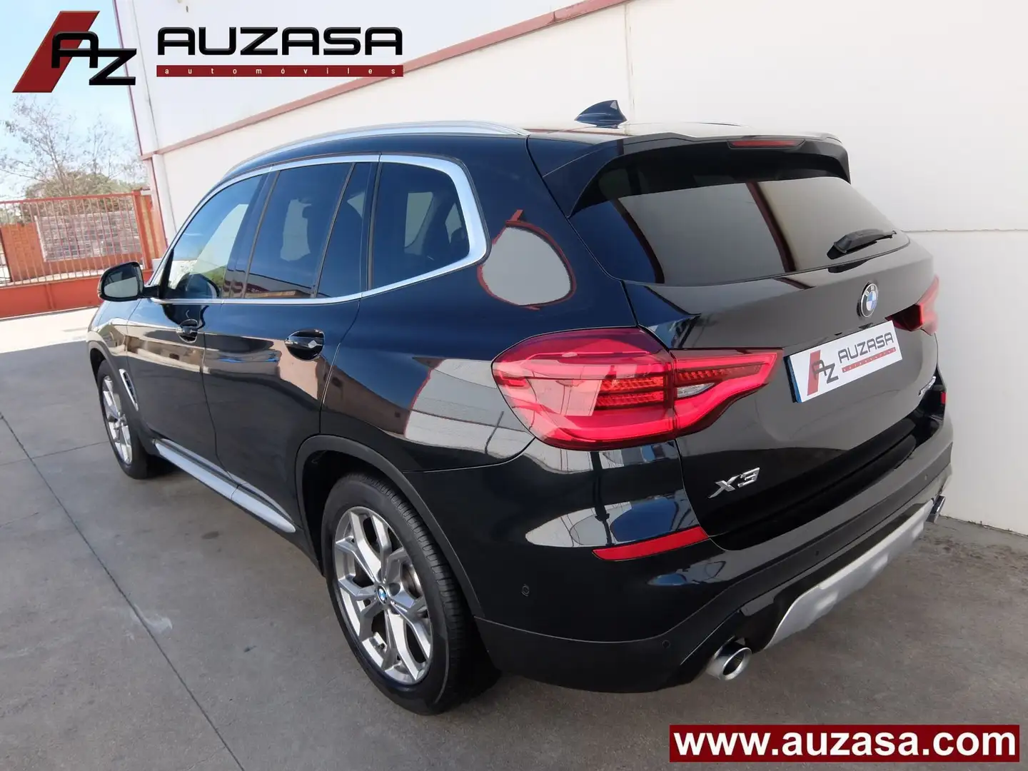 BMW X3 xDrive 20dA Noir - 2