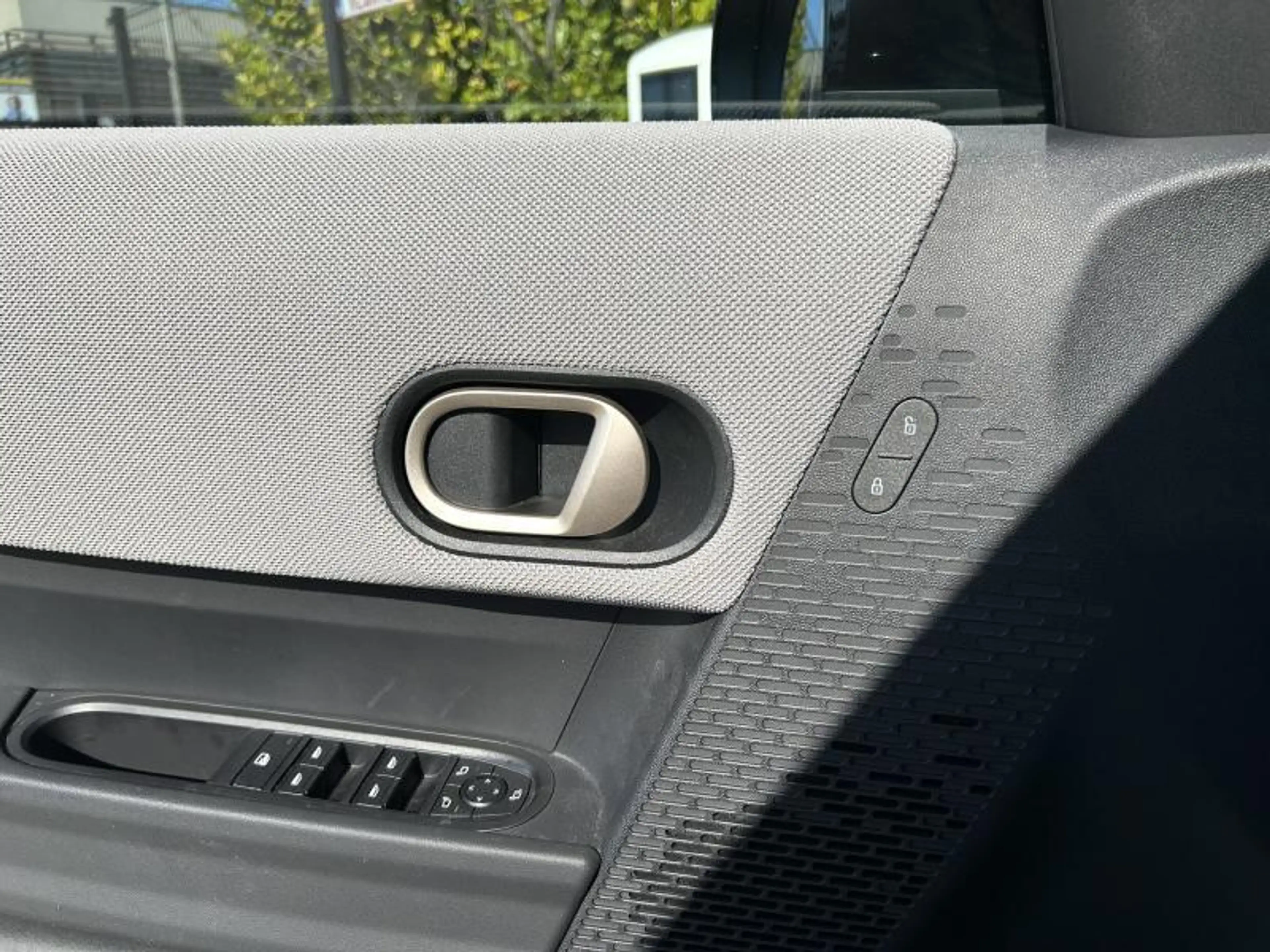 MINI Cooper C Favoured Pack M — photo 14