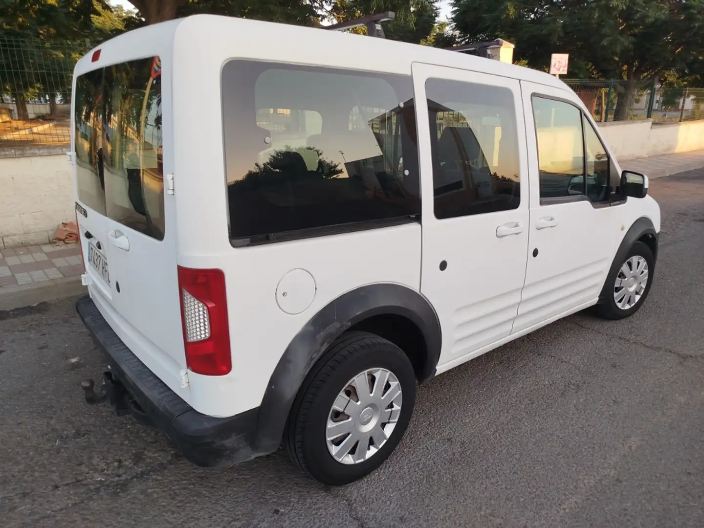 Ford Tourneo Connect Combi 1.8 TDCi - 2