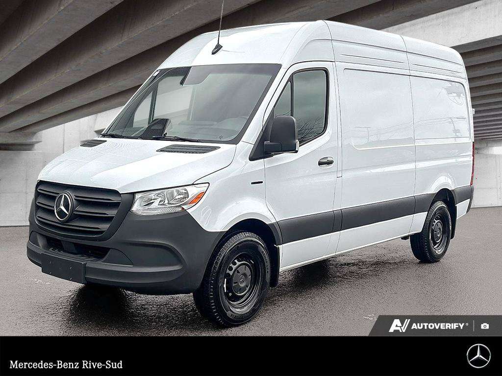 2025 Mercedes-Benz eSprinter 2500 Low Roof HO 144 RWD | Groupe Commodité D'espa