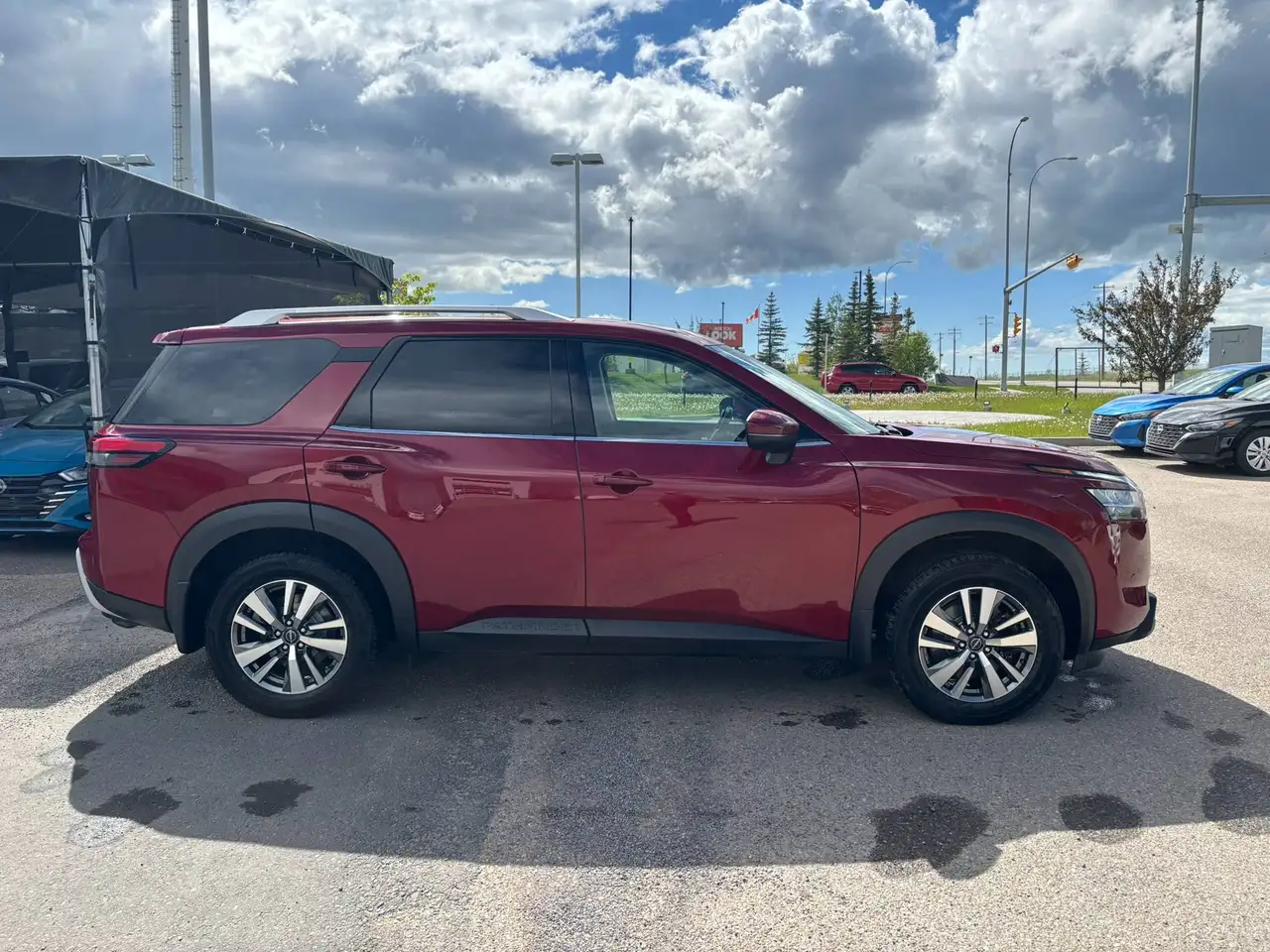Nissan Pathfinder снимка Nissan Pathfinder
