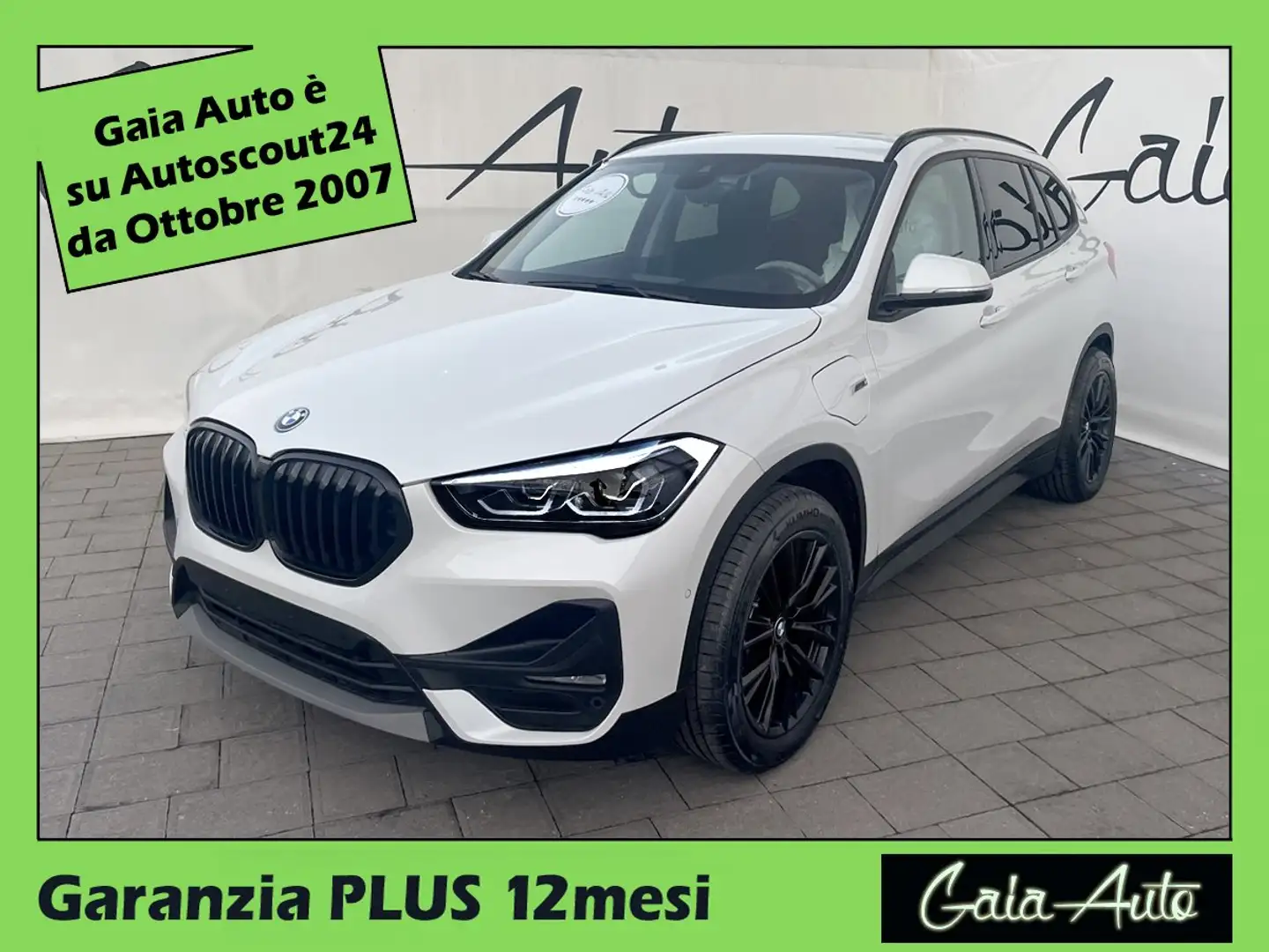 BMW X1 xdrive25e PLUG-IN 220CV (125CV+95CV) Total Black Bianco - 1