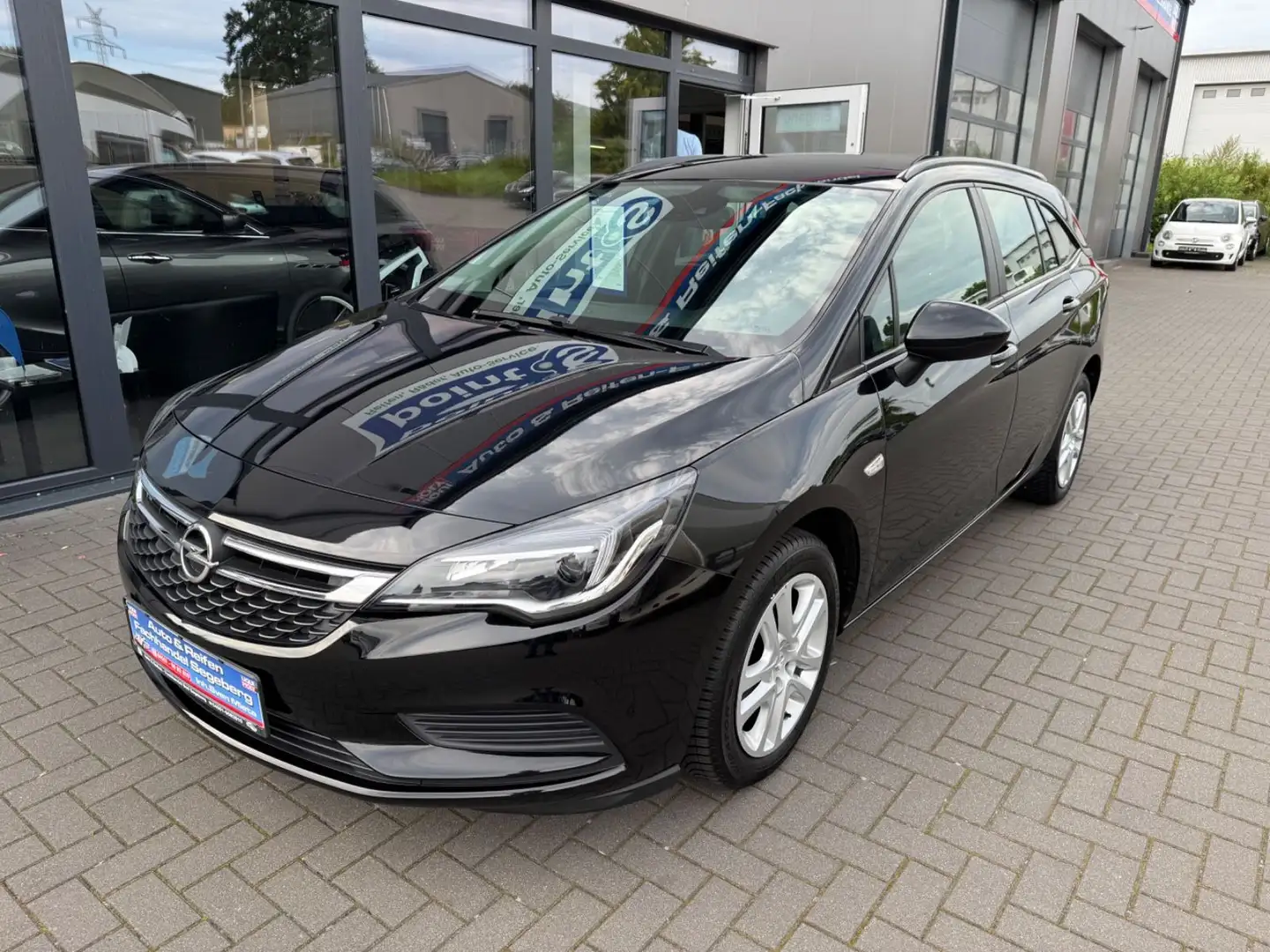 Opel Astra K Sports Tourer 1.4 Turbo Edition*NAVI Noir - 1