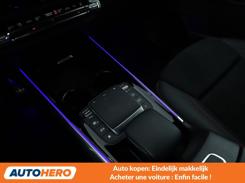 Mercedes-Benz GLA 250 GLA 250e AMG Line — photo 14