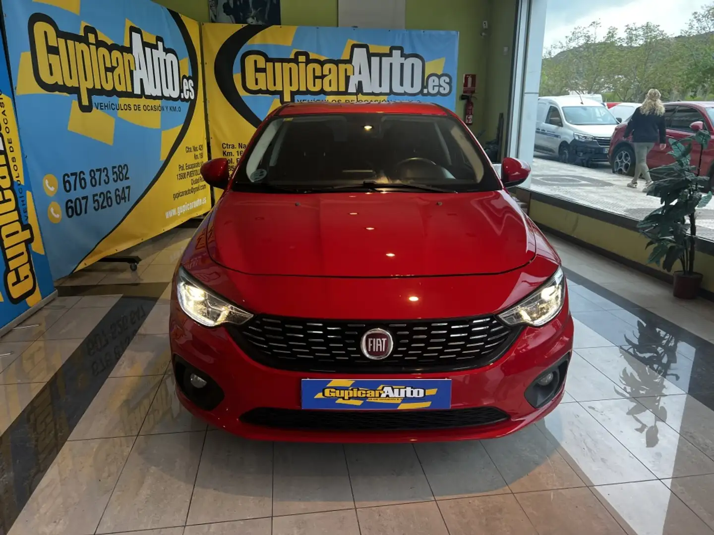 Fiat Tipo 1.3 Multijet II Mirror Rojo - 2