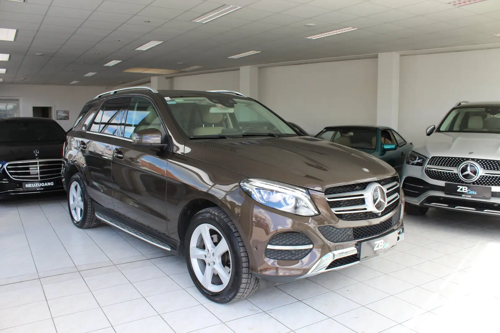 Mercedes-Benz GLE 350 GLE 350 d 4Matic // 360° Kamera // AHK // LED - 1