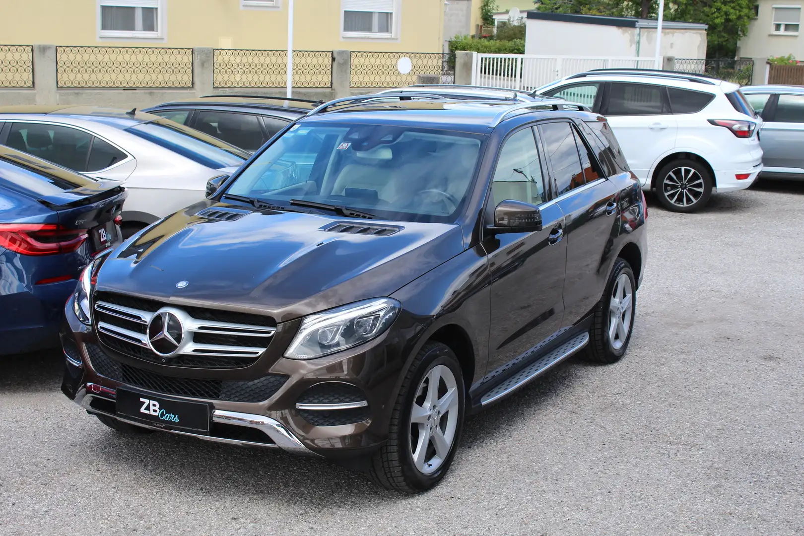 Mercedes-Benz GLE 350 GLE 350 d 4Matic // 360° Kamera // AHK // LED - 2