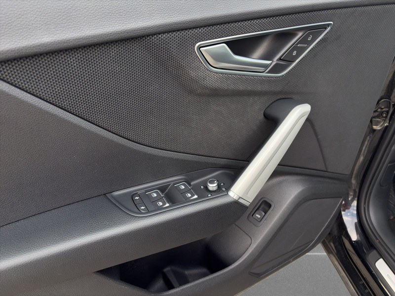 Audi Q2 advanced 35 TDI quattro S tronic OPTIK PAKET — photo 13
