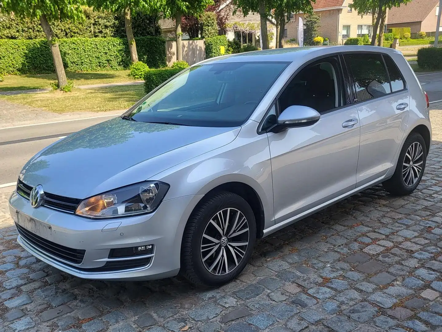Volkswagen Golf 1.2 TSI Trendline Argent - 2