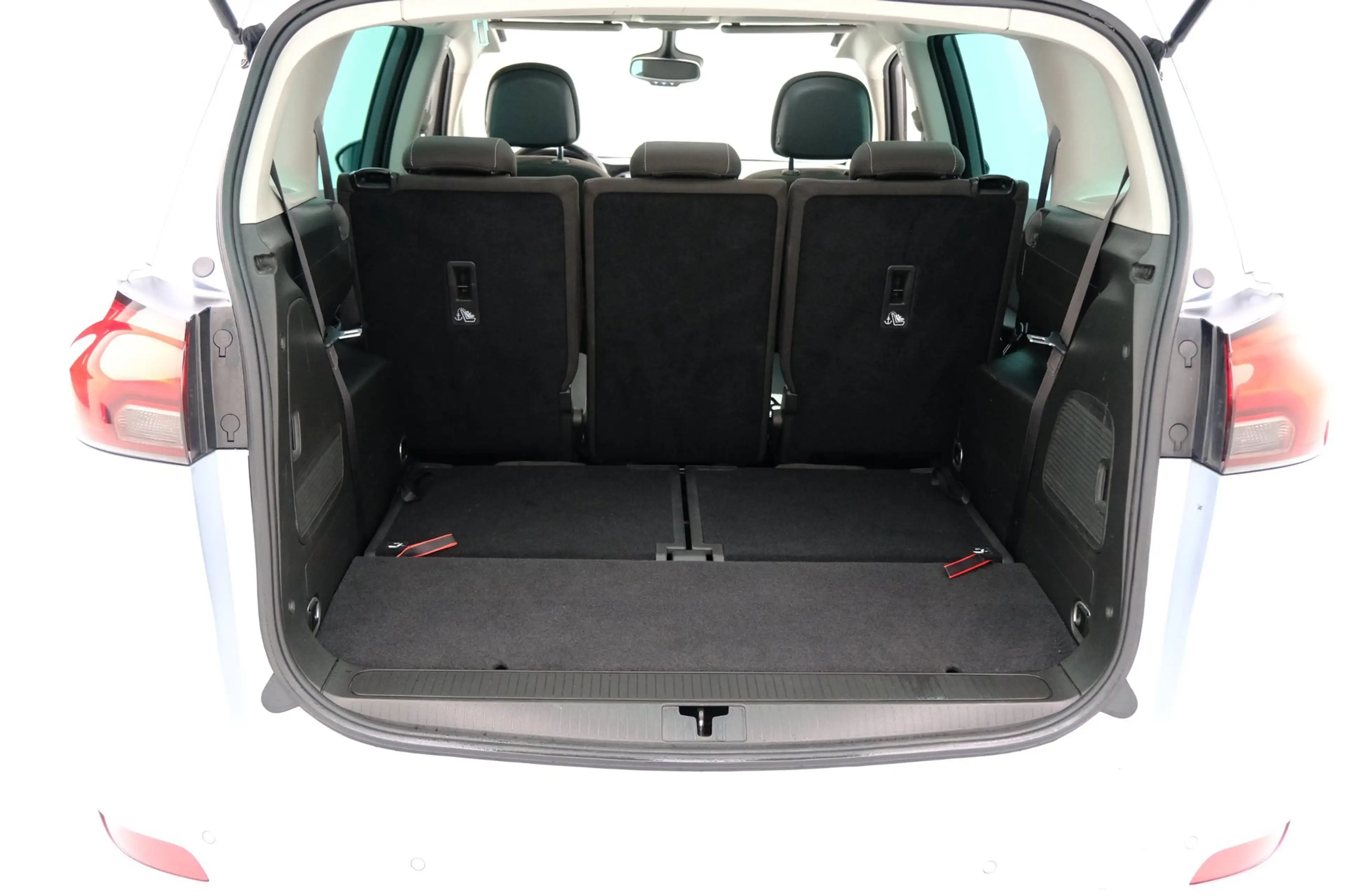 Opel Zafira 1.6 CDTI Business+ 7p. Navi|Clima|Pano|LMV|Cam|LMV — photo 13