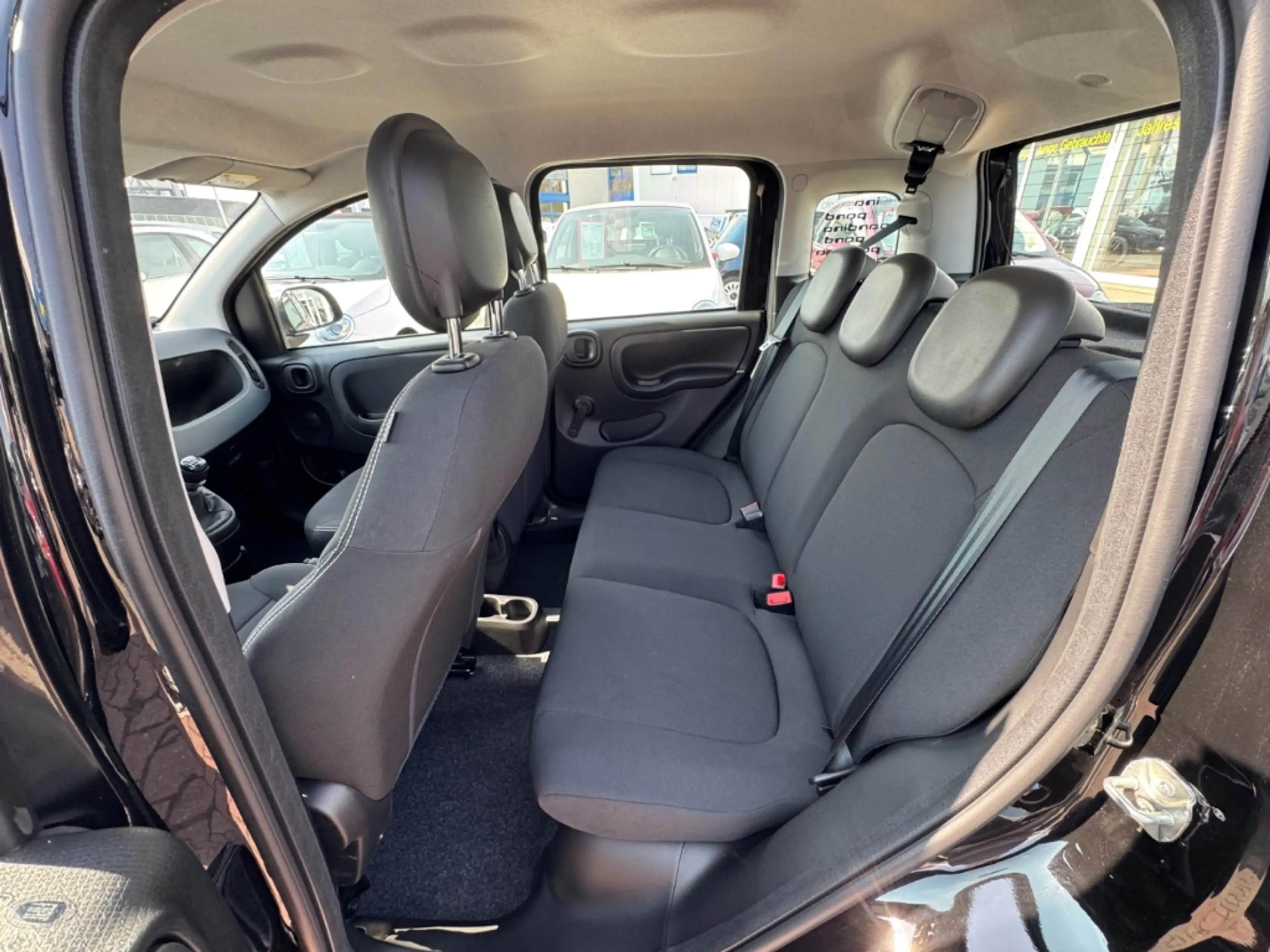 Fiat New Panda Icon+5SITZER+KLIMA+BLUETOOTH+EINPARKHILFE+TEMPOMAT — photo 12