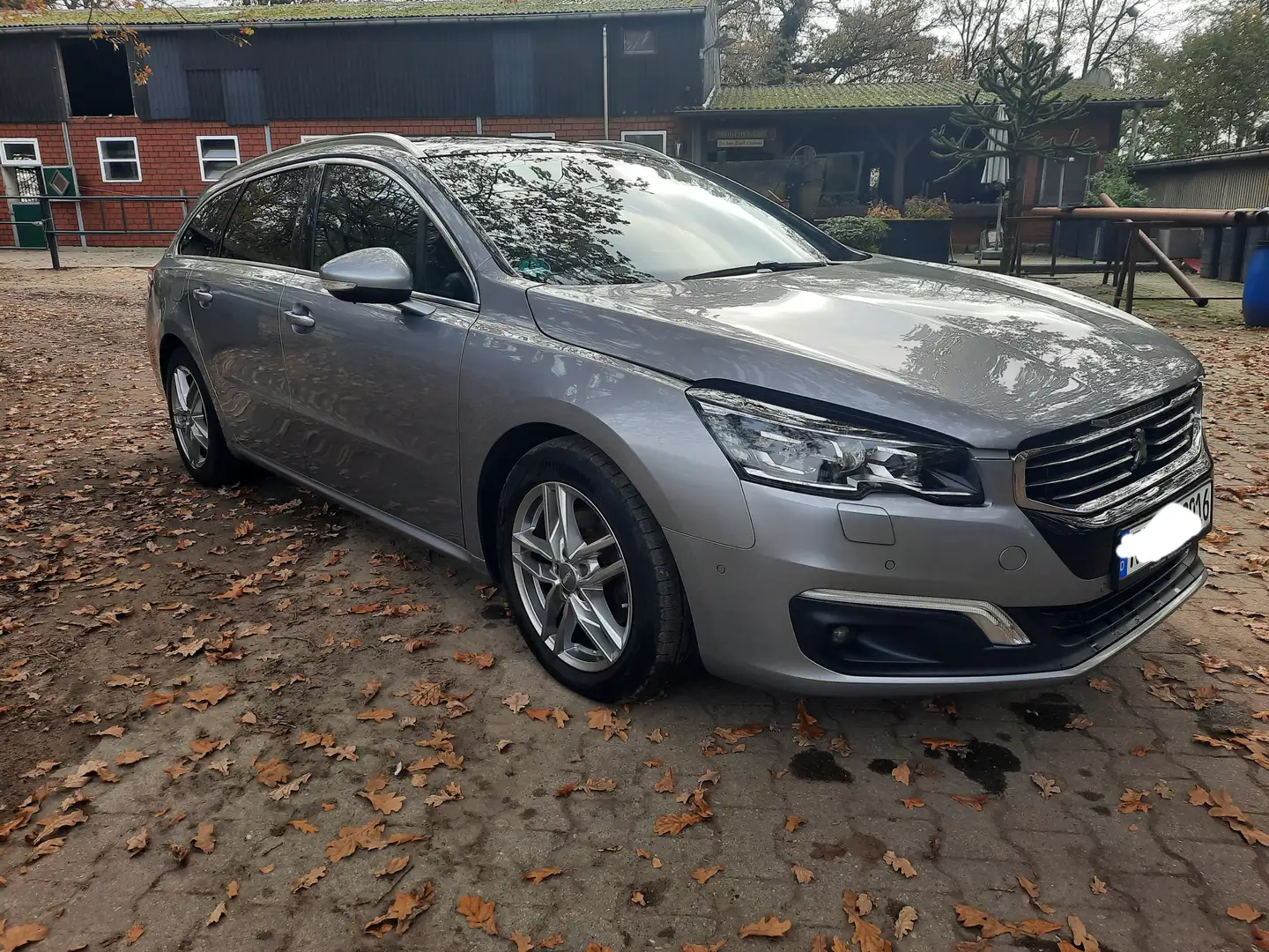 Peugeot 508 508 SW Diesel SW BlueHDi 150 Stop Grau - 2