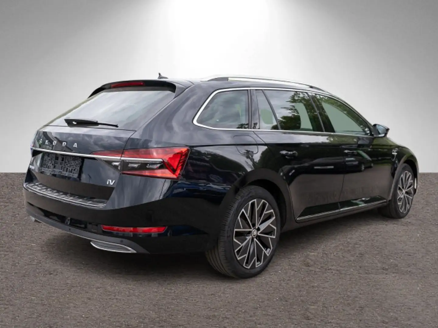 Skoda Superb iV Combi L&K 1.4 Hybrid LED NAVI AHK RFK Schwarz - 2