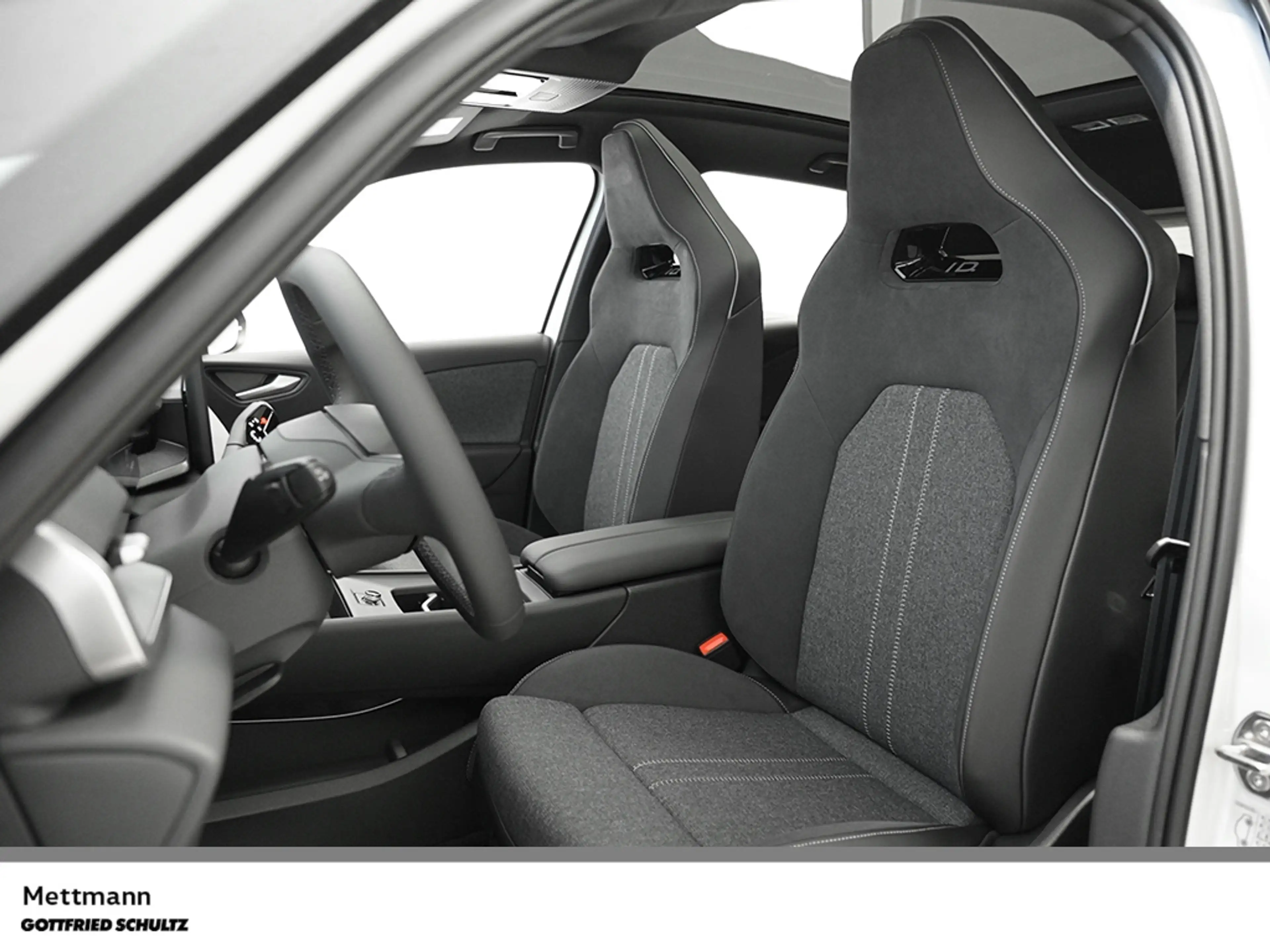 Volkswagen ID.3 Style SHZ LED AHK PANO H&KHUD ACC — photo 11