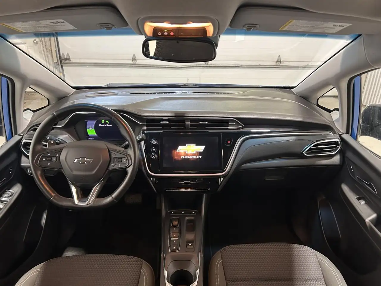 Chevrolet Bolt photo Chevrolet Bolt