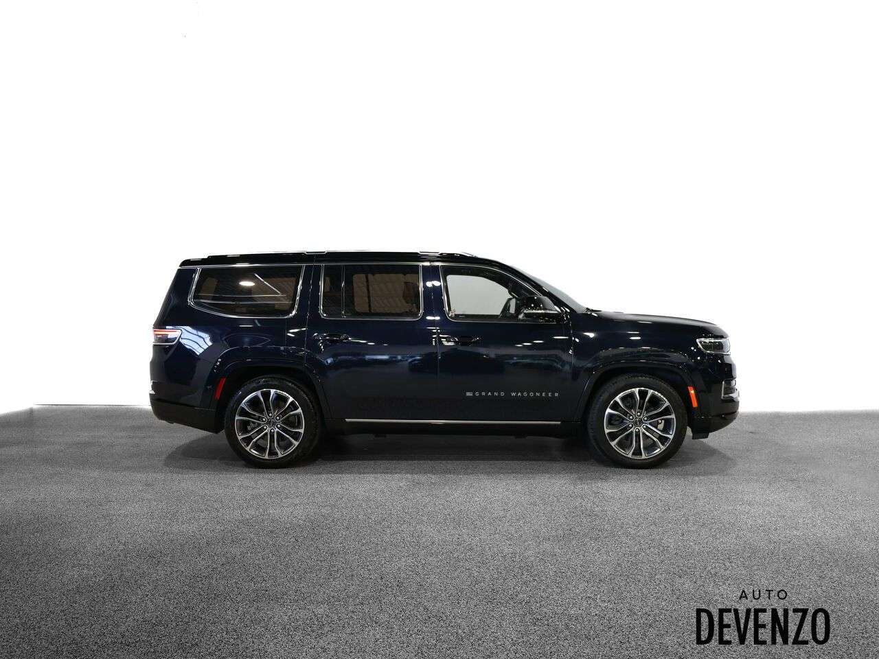 2024 Jeep Grand Wagoneer Série III 4x4 Series III 4x4 3.0L I-6 Hurricane — снимка 1
