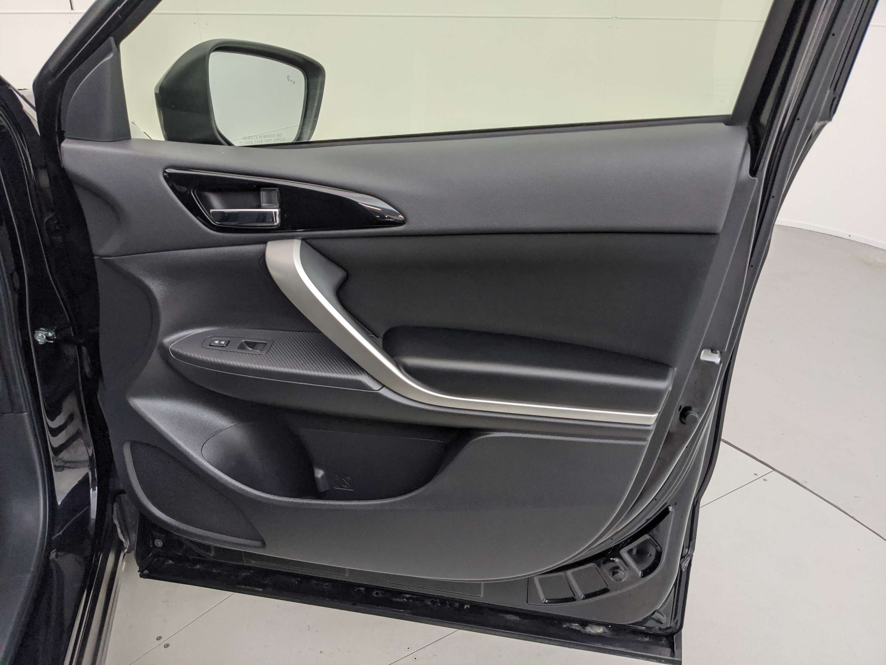 2025 Mitsubishi Eclipse Cross