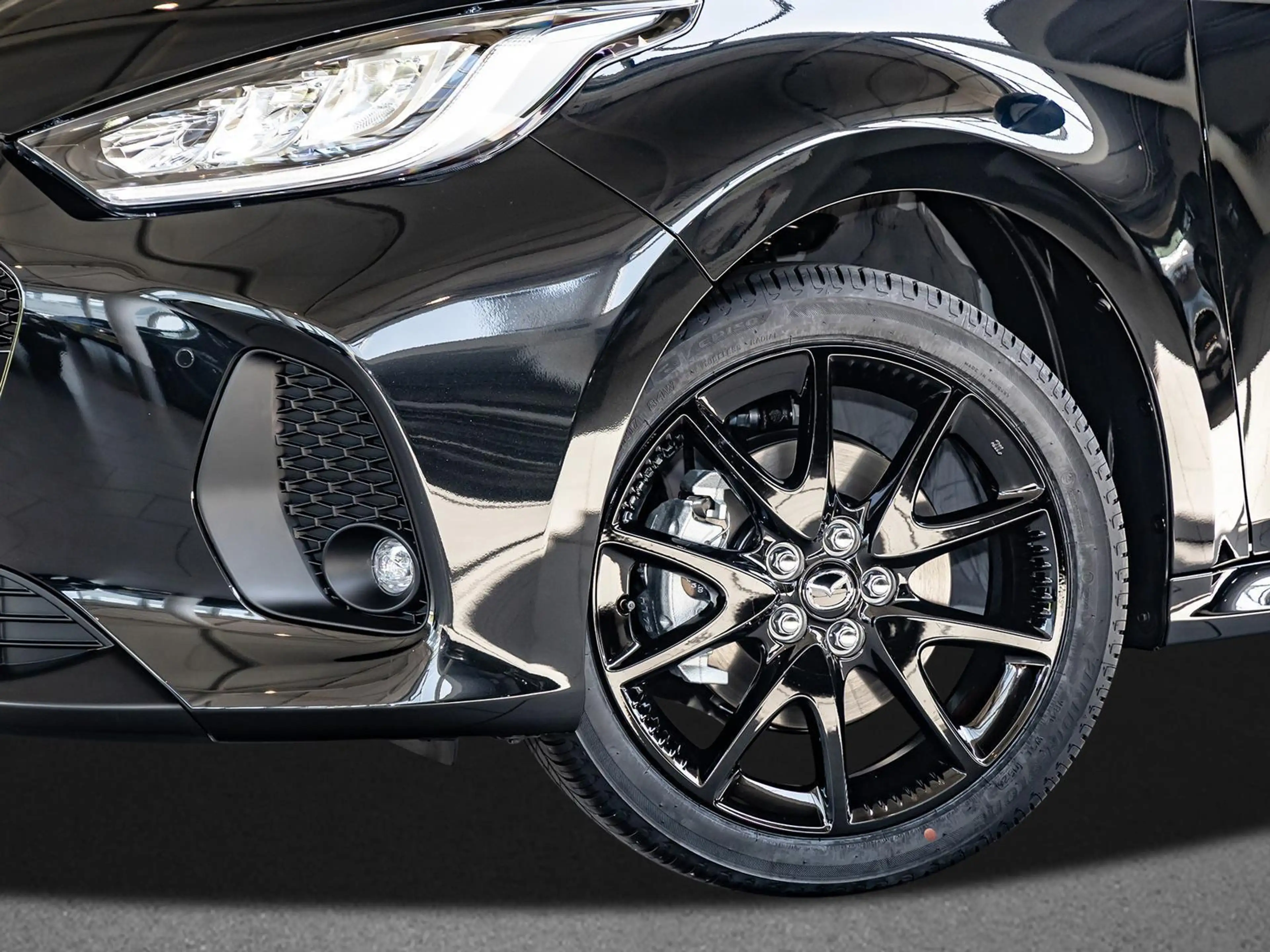 Mazda 2 Hybrid 116 CVT Homura NAVI SHZ PDC BT — photo 6