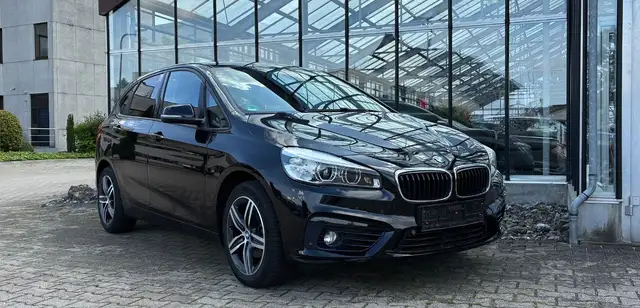 BMW 216 SportLine PDC LED Sitzheizung