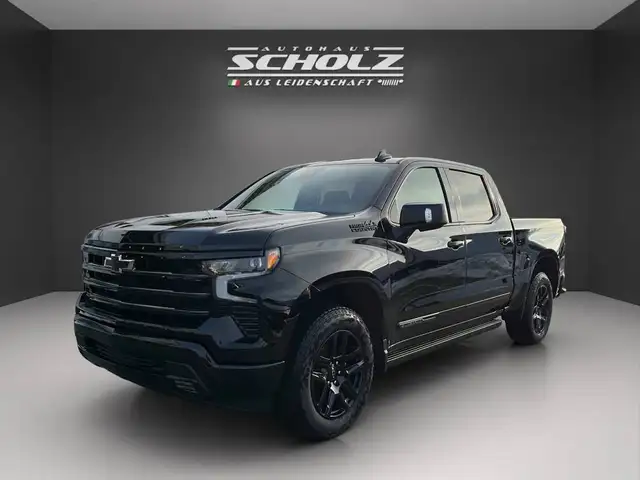 Chevrolet Silverado 1500 4WD Crew Cab 147' High Country 2025