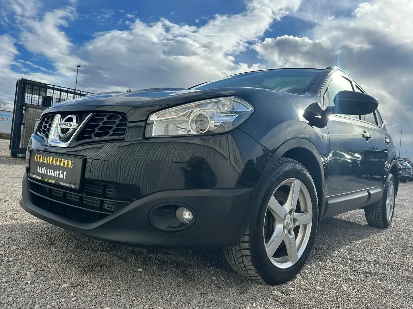 Nissan Qashqai+2 Tekna 4X4 1.6DCI *7-Sitze*Panorama*360-Kamera* Schwarz - 2