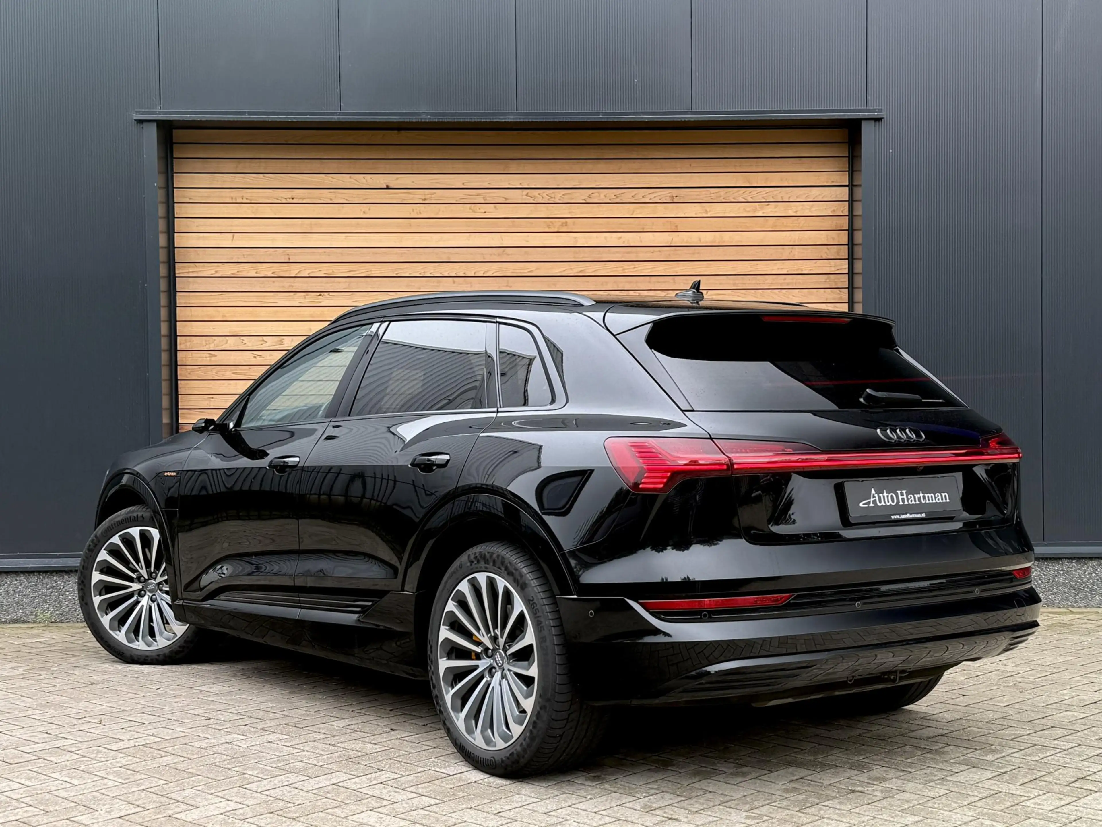 Audi e-tron 55 quattro S-line RS-SEATSPANO|HEAD-UP|B&O|PANO|36 — photo 3