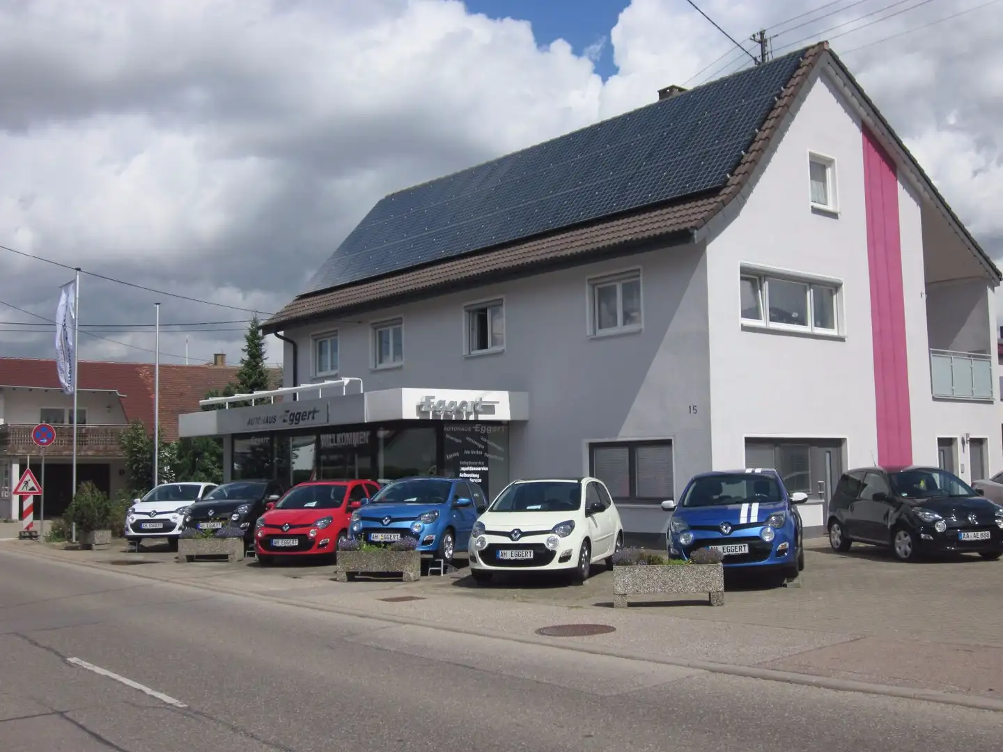 Dacia Spring Electric Comfort CCS Grau - 1