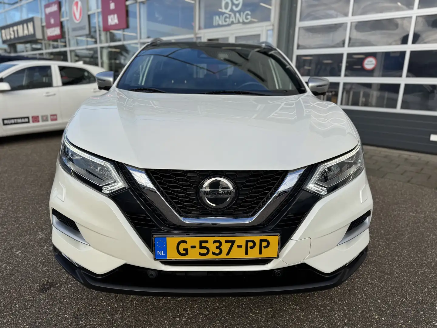 Nissan Qashqai 1.3 DIG-T Tekna + plus Weiß - 2
