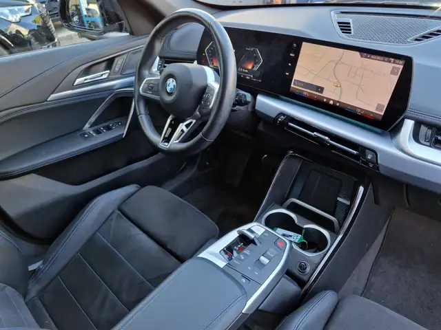 BMW X1 view 8