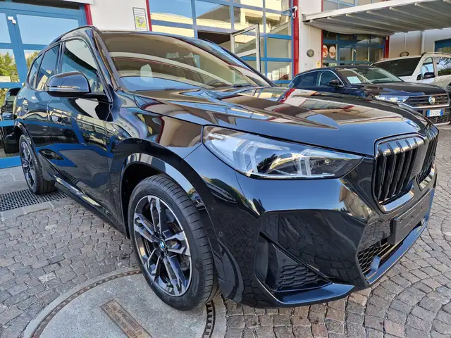 BMW X1 view 2