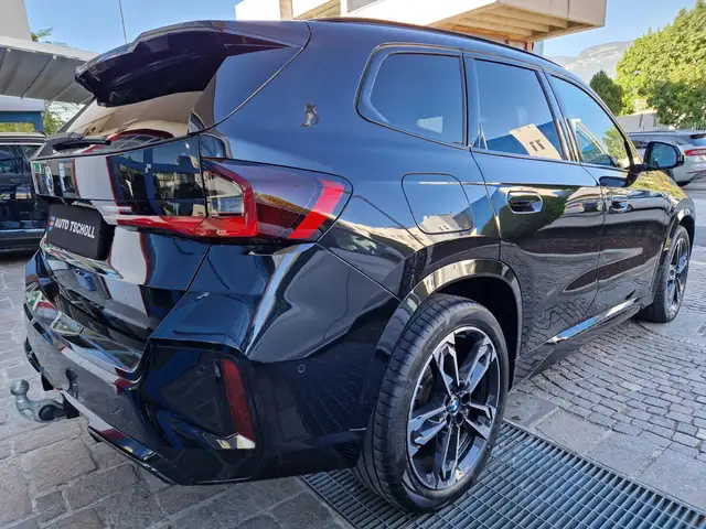 BMW X1 view 3