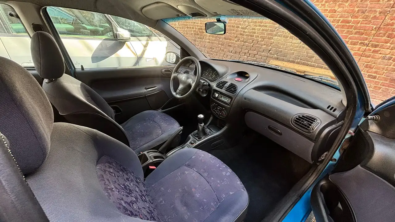 Peugeot 206 1.4i XT, foto 6
