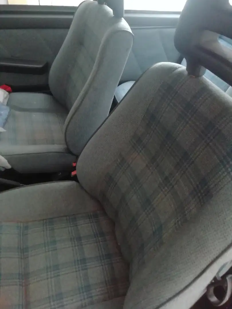 Fiat Uno Uno 3p 1.0 ie Fire cat. Gris - 2