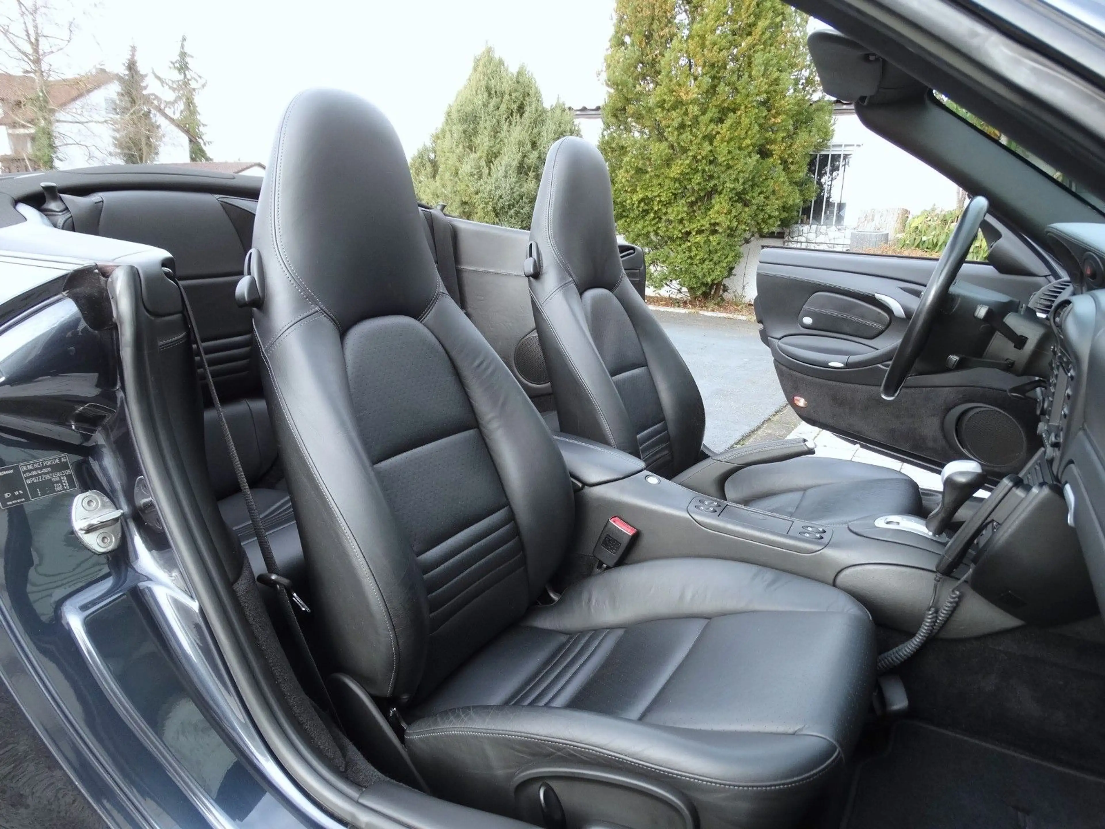 Porsche 996 Carrera Cabrio Aut. 18" Leder Navi Shz Xenon — photo 19
