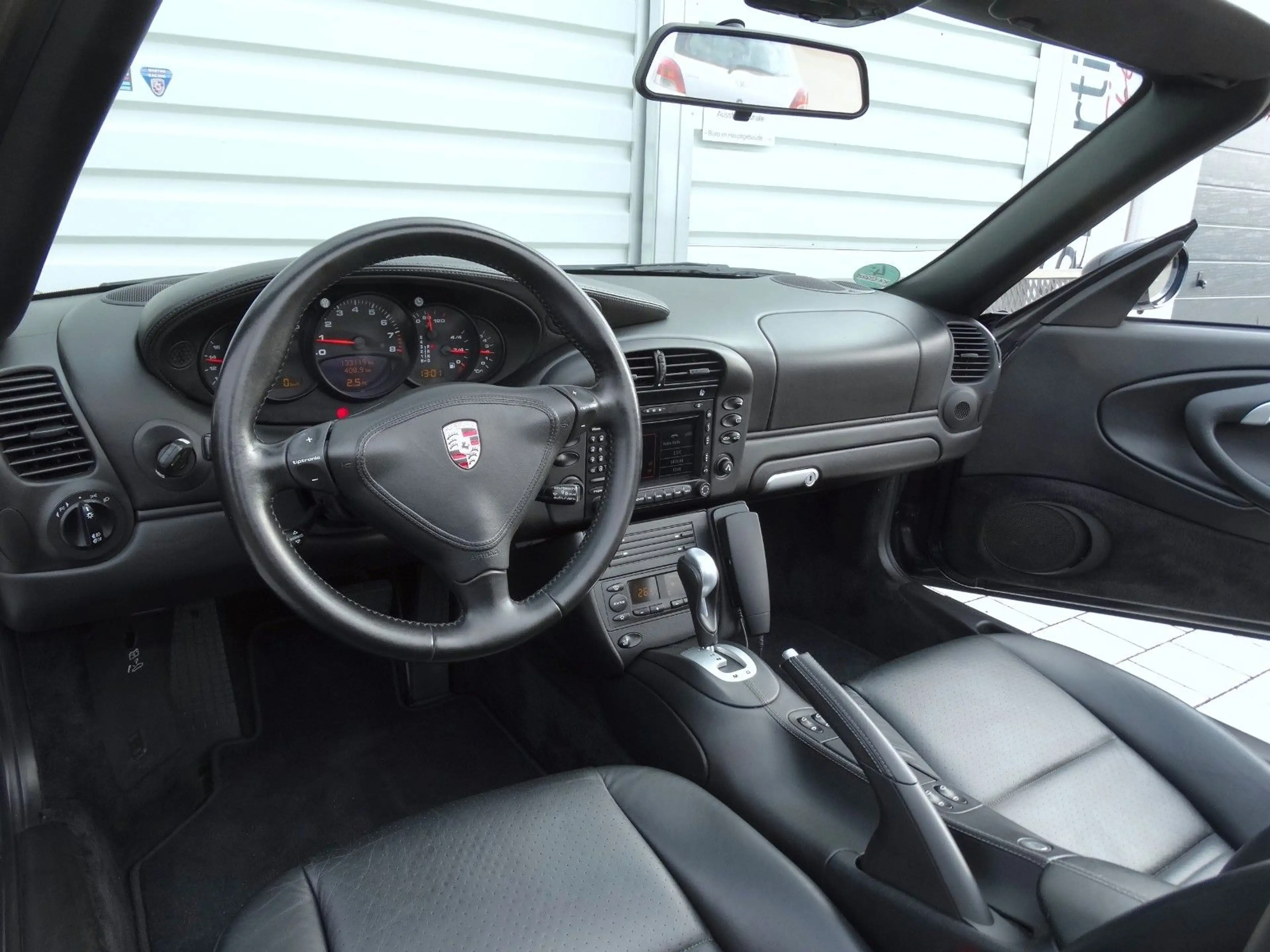 Porsche 996 Carrera Cabrio Aut. 18" Leder Navi Shz Xenon — photo 21