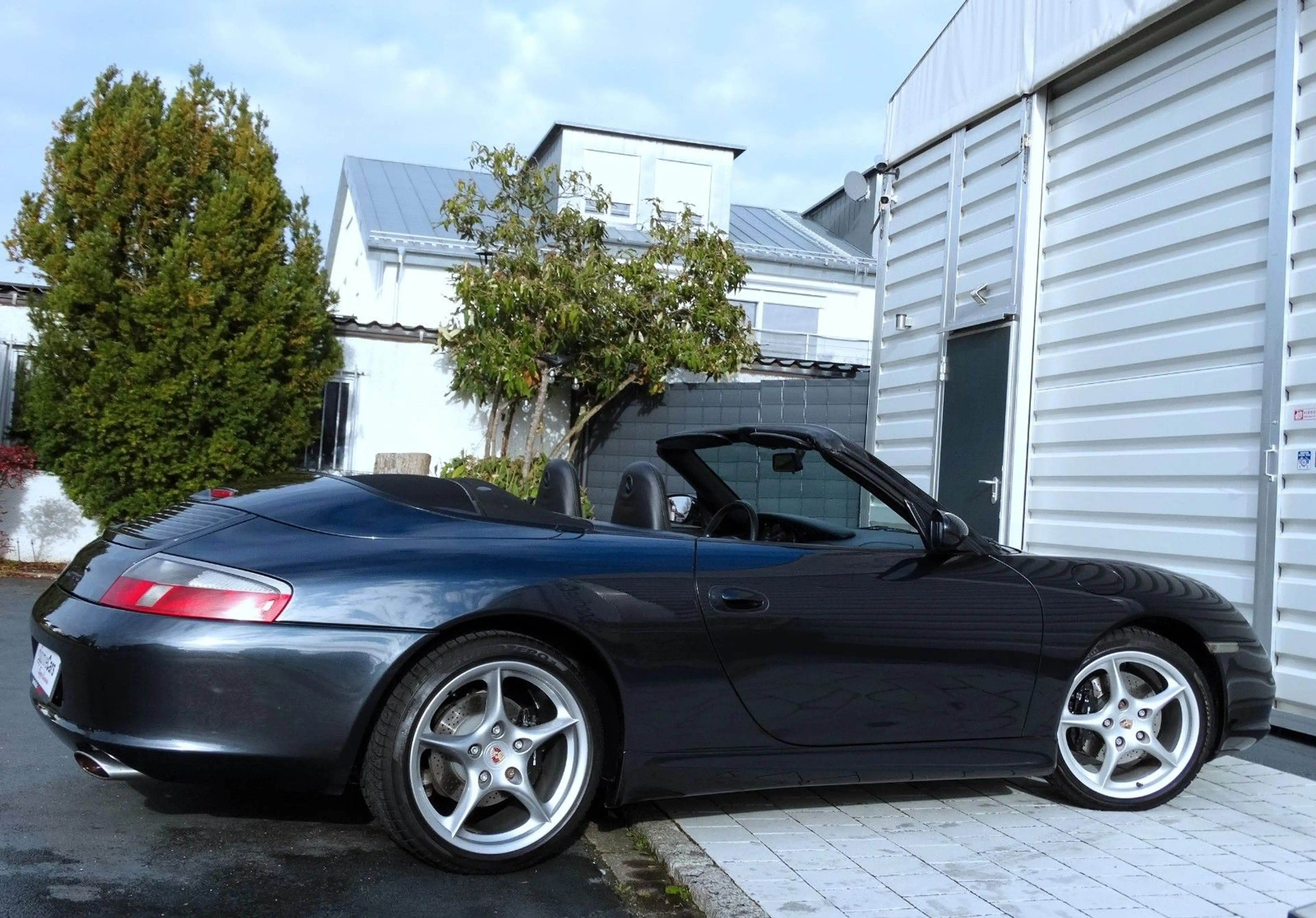Porsche 996 Carrera Cabrio Aut. 18" Leder Navi Shz Xenon — photo 12