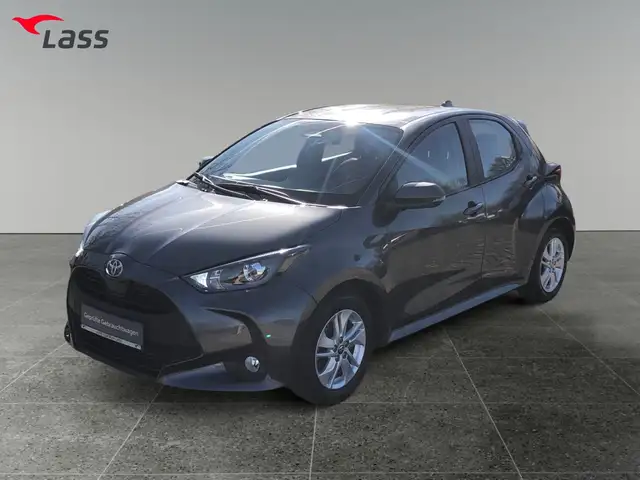 Toyota Yaris 1.5 Comfort AUT+Kamera+ACC+Fernlichtass.