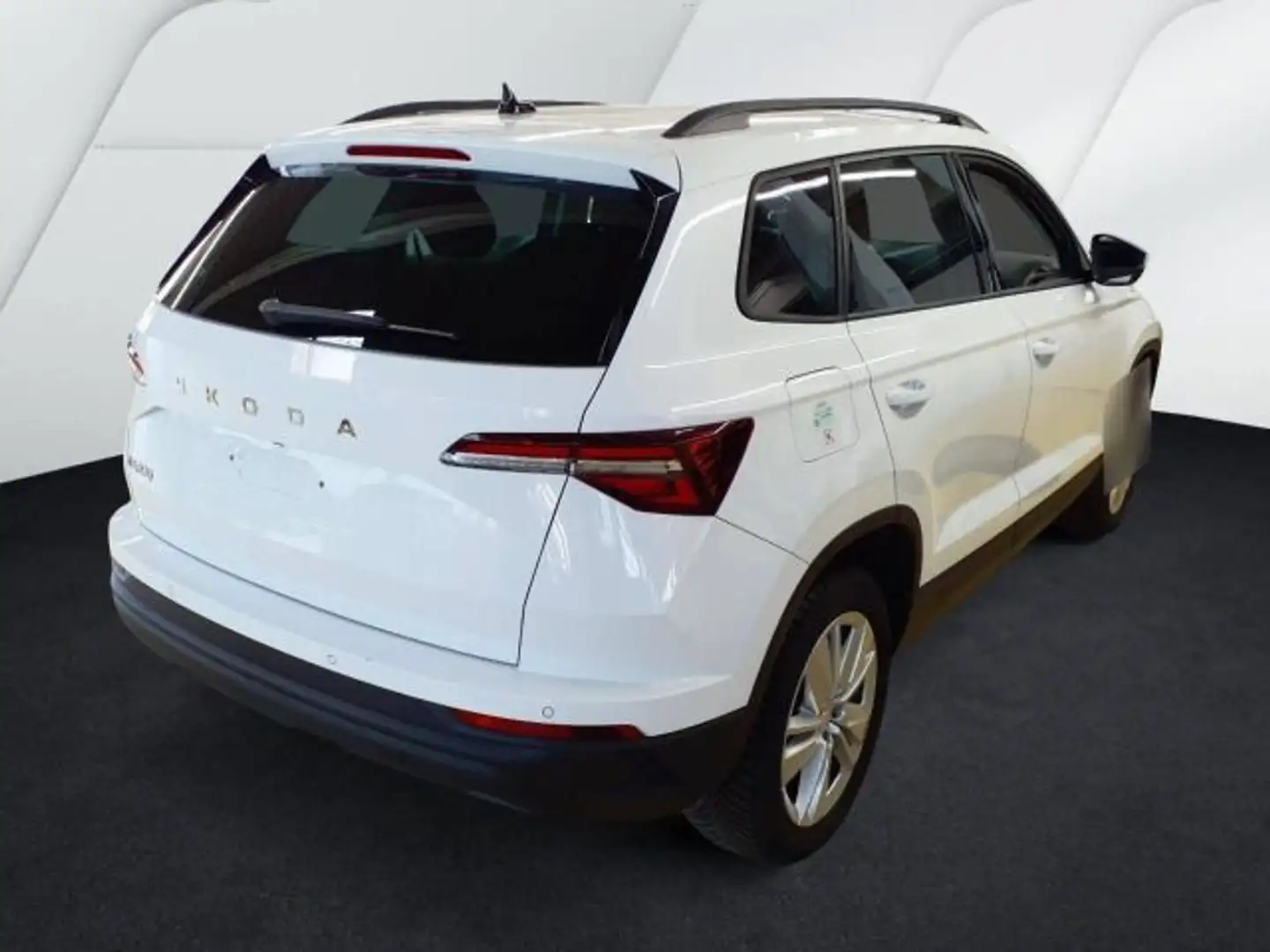 Skoda Karoq Selection 1.5 TSI DSG MATRIX AHK RFK Weiß - 2