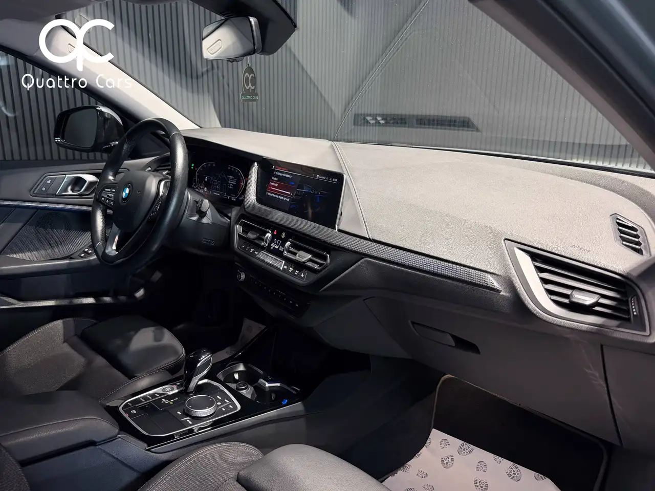 BMW 116 iA / Boite auto / Car play / Gps / Camera, миниатюра 12