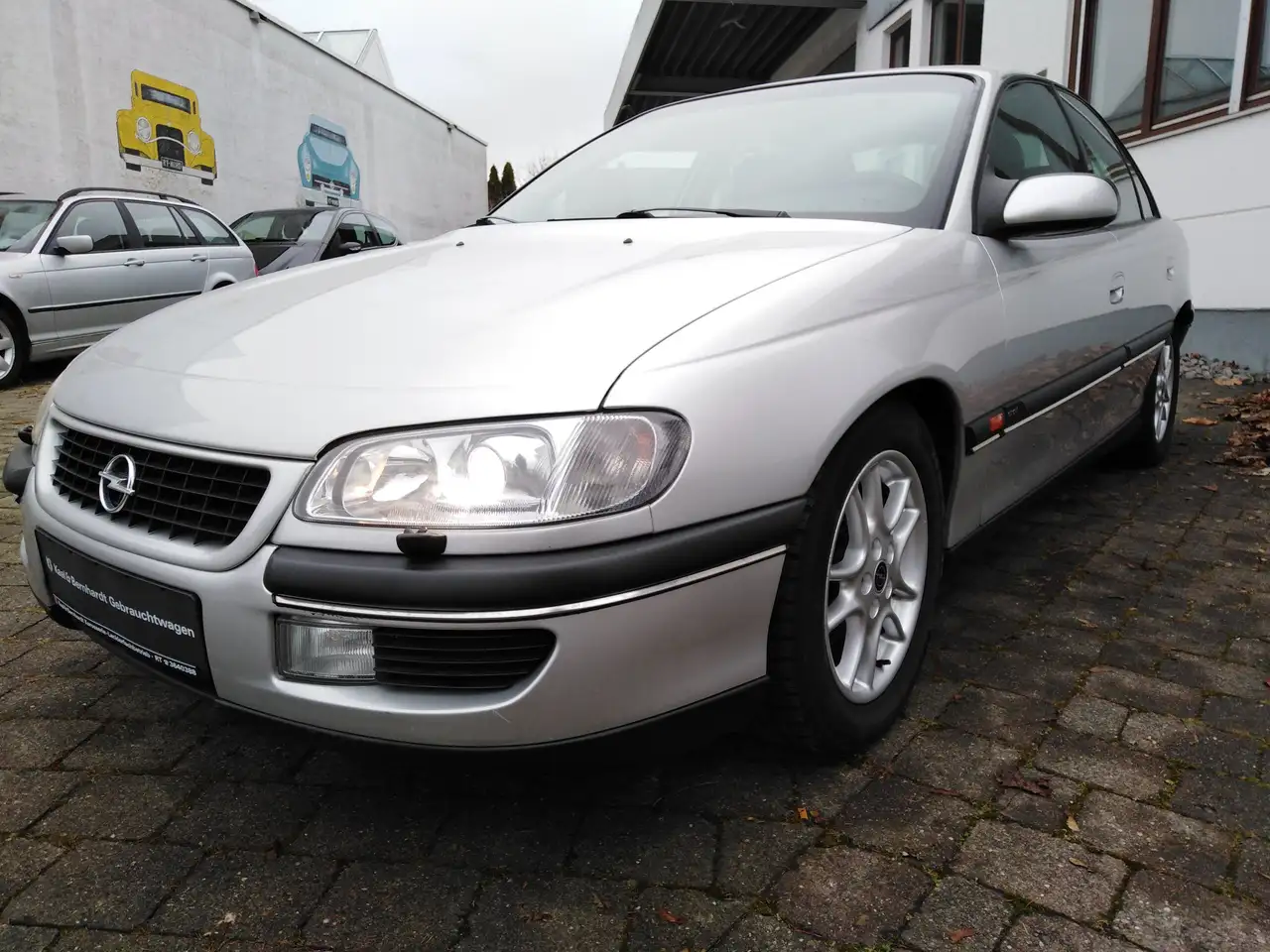 Opel Omega